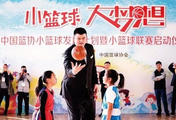 姚明在《人民日?qǐng)?bào)》發(fā)表署名文章：讓少兒籃球回歸本質(zhì)