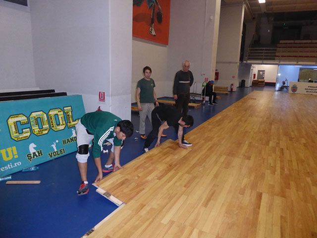 籃球木地板保養(yǎng),體育木地板保養(yǎng),運(yùn)動木地板保養(yǎng),舞臺木地板保養(yǎng)