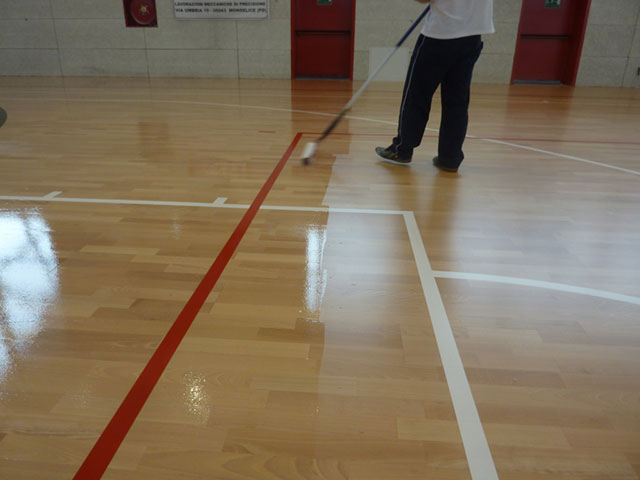 體育木地板鋪裝,運(yùn)動(dòng)木地板鋪裝,運(yùn)動(dòng)木地板廠家,籃球地板廠家