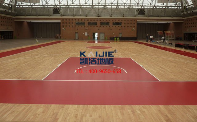 羽毛球館木地板刷漆,籃球館木地板刷漆