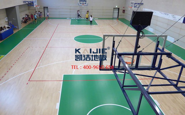 羽毛球館專用運(yùn)動(dòng)木地板——?jiǎng)P潔地板