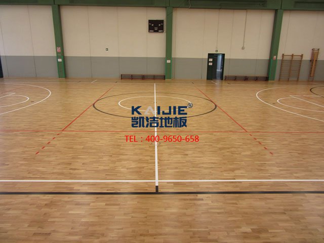 室內(nèi)籃球場安裝專用體育木地板——凱潔體育木地板