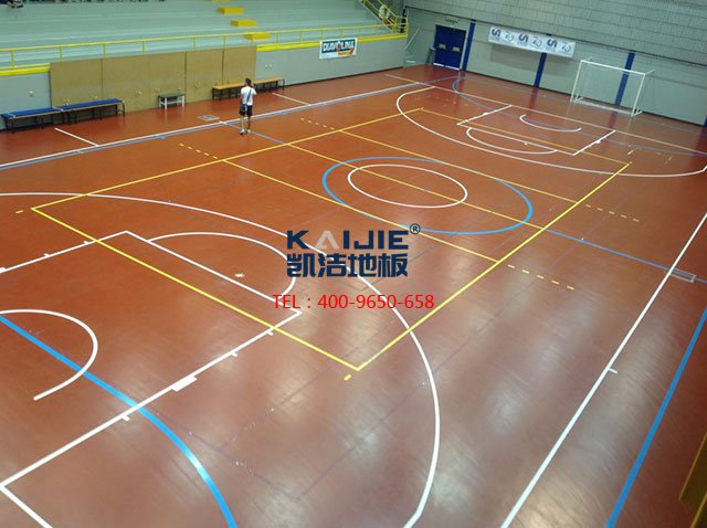 正規(guī)的體育運(yùn)動(dòng)木地板廠家——?jiǎng)P潔體育木地板