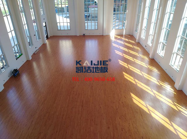 體育運(yùn)動(dòng)木地板安裝完成怎么驗(yàn)收——?jiǎng)P潔地板