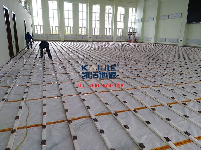 體育運(yùn)動(dòng)木地板安裝完成怎么驗(yàn)收——?jiǎng)P潔地板