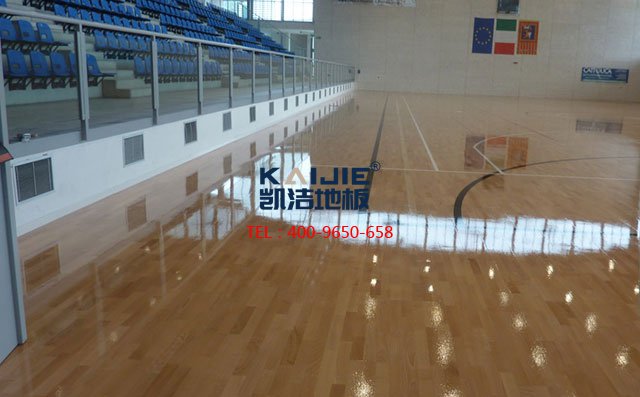 專業(yè)的安裝難道真的是體育木地板的保障——凱潔地板