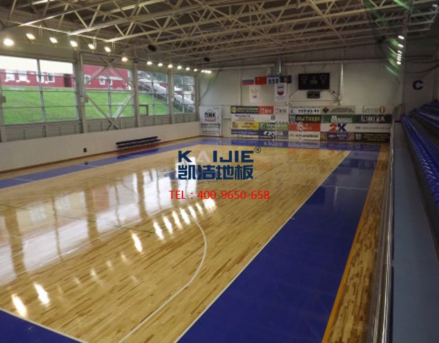 體育木地板受潮后還有更好的辦法解決辦法——?jiǎng)P潔地板