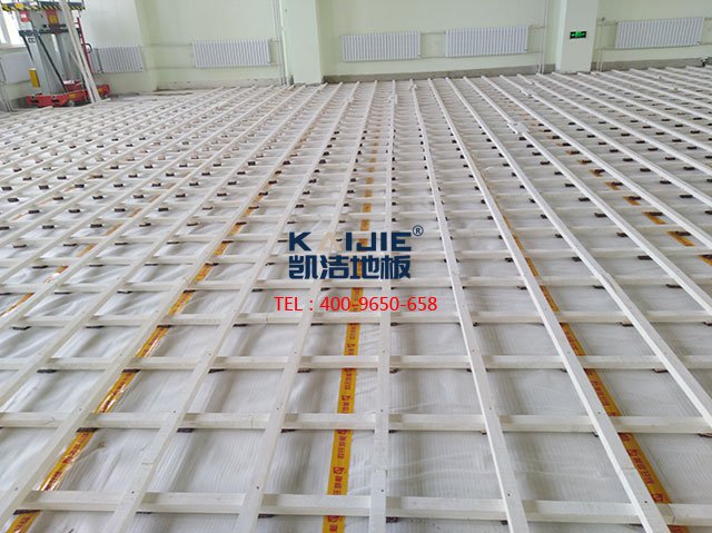 專業(yè)體育館木地板廠家哪家好 體育木地板結(jié)構(gòu)——凱潔地板