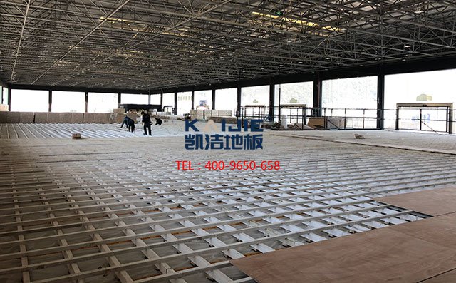 衡陽(yáng)市鐵一中學(xué)生體育館運(yùn)動(dòng)木地板工程案例——?jiǎng)P潔地板