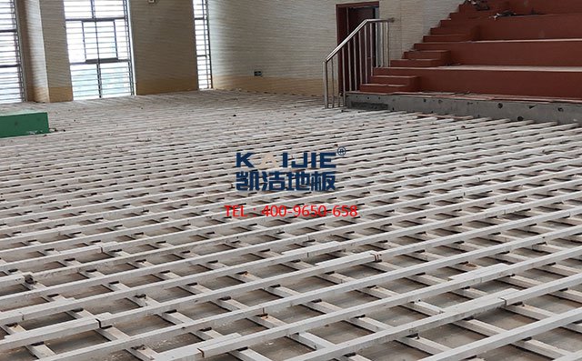 內(nèi)蒙古通遼一中學(xué)生體育館運(yùn)動(dòng)木地板項(xiàng)目案例——?jiǎng)P潔地板