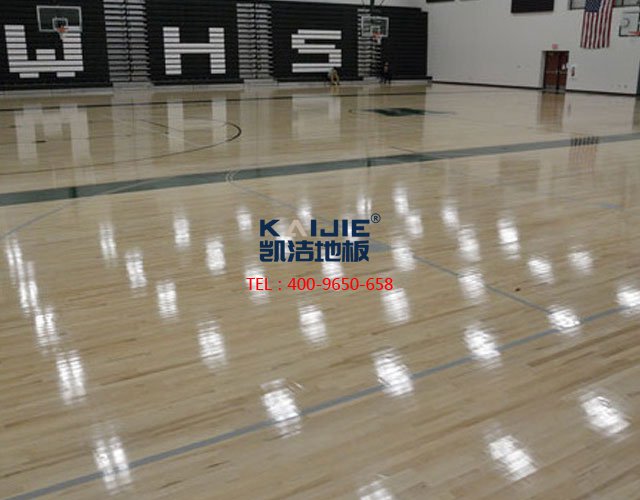 原來這才是體育館木地板正確的保養(yǎng)方法——?jiǎng)P潔地板