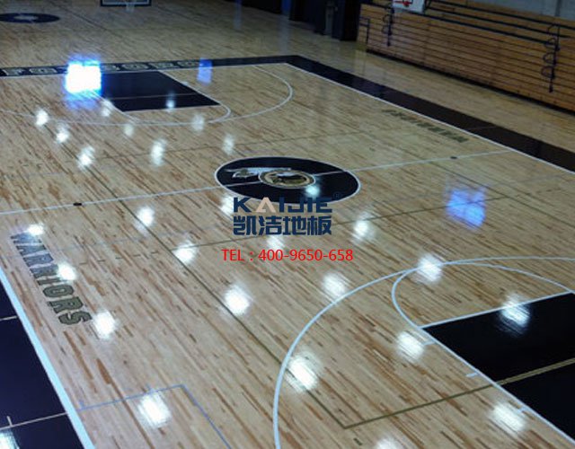 挑選專業(yè)的體育館運(yùn)動(dòng)木地板只需要這三步！——?jiǎng)P潔地板