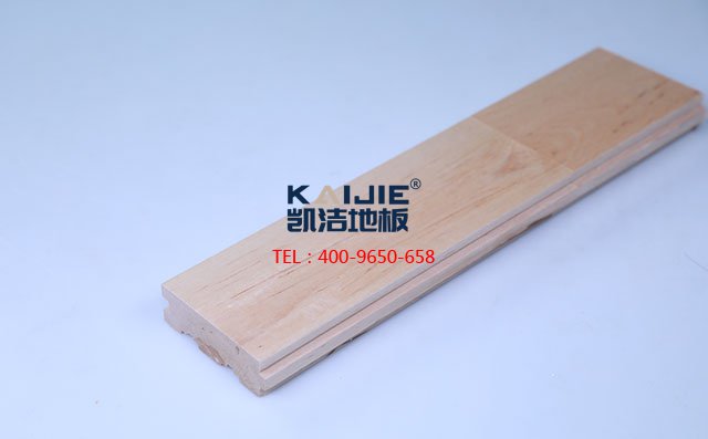 楓樺木A下板運(yùn)動(dòng)木地板——?jiǎng)P潔地板