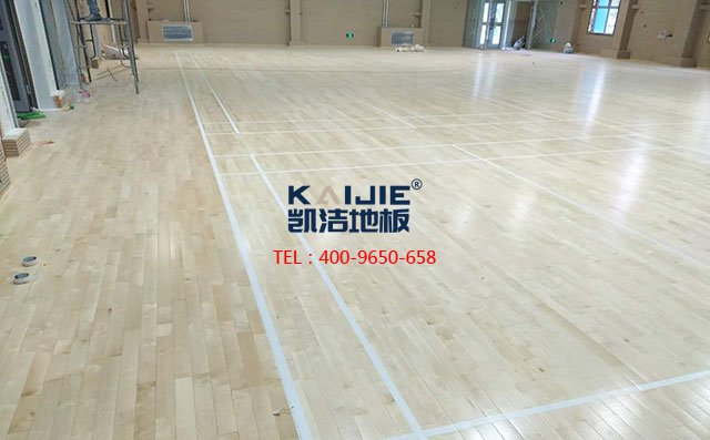 專業(yè)體育館木地板涮漆，得知道這些——凱潔地板