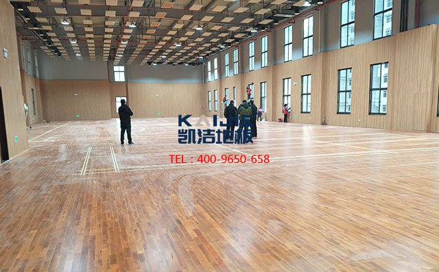 體育館木地板安裝施工藝，很全很專業(yè)——凱潔地板