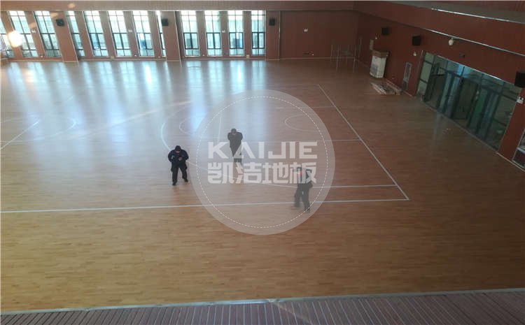 焦作一中學(xué)校體育館木地板項(xiàng)目案例圖片
