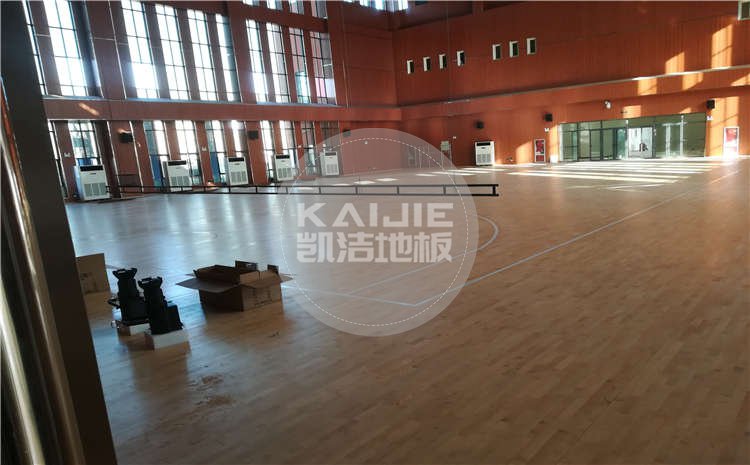焦作一中學(xué)校體育館木地板項(xiàng)目案例圖片