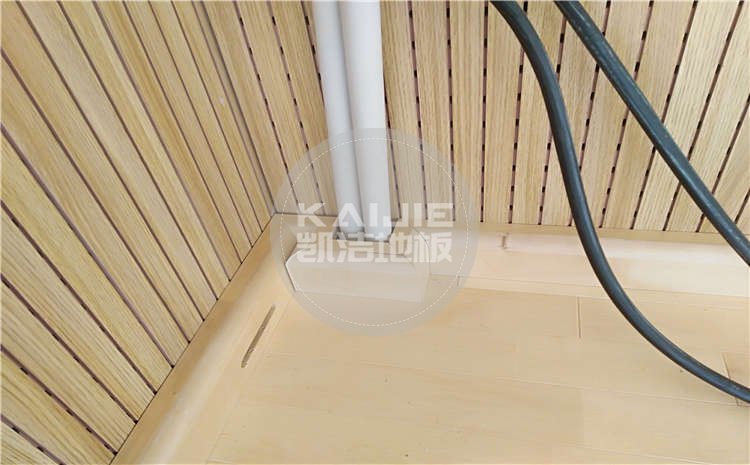 河南南陽(yáng)市中學(xué)體育館木地板項(xiàng)目