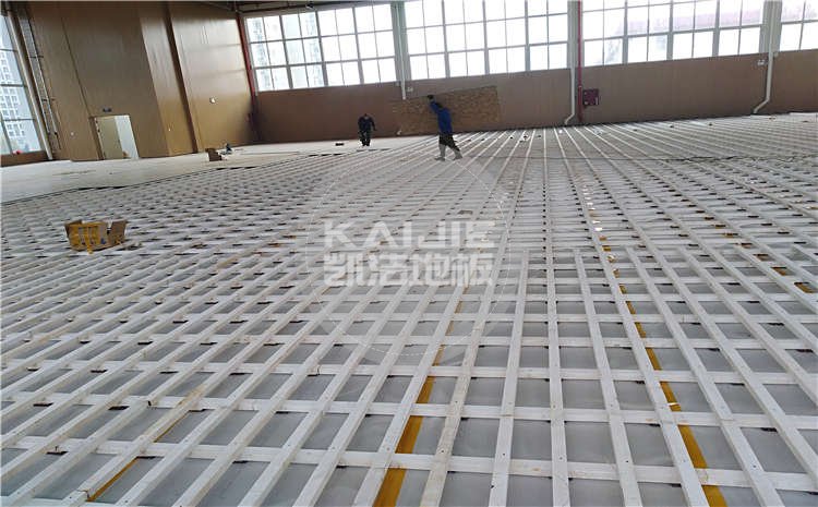 河南南陽(yáng)市中學(xué)體育館木地板項(xiàng)目