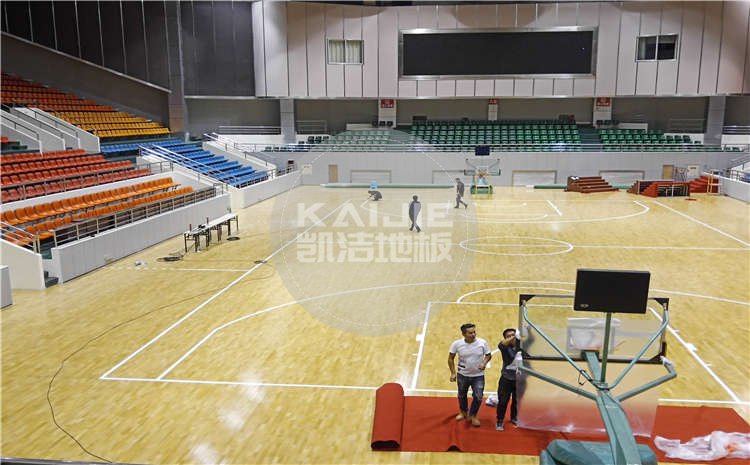 重慶銅陵體育館運(yùn)動(dòng)木地板案例圖片