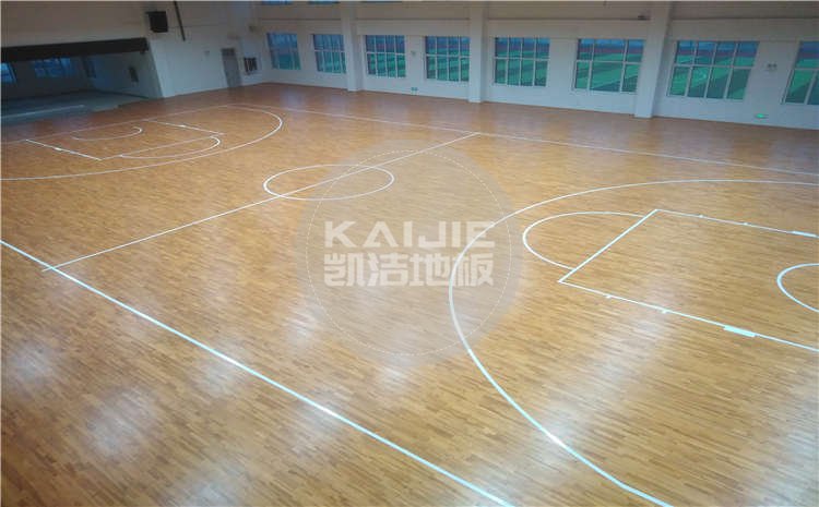 山東菏澤小學(xué)體育館運(yùn)動木地板項(xiàng)目圖片