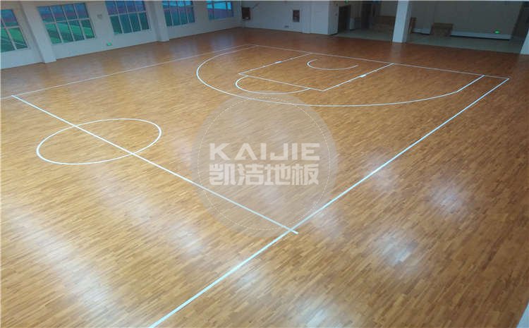 山東菏澤小學(xué)體育館運(yùn)動木地板項(xiàng)目圖片