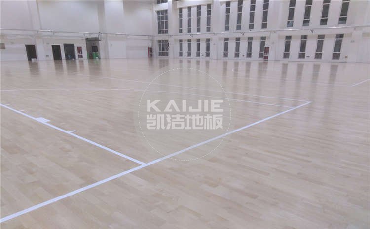 山東濟(jì)南大學(xué)體育館運(yùn)動(dòng)木地板案例圖片