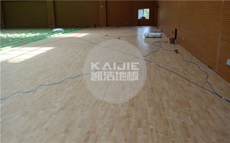 山東濱州中學(xué)體育館運(yùn)動(dòng)木地板圖片