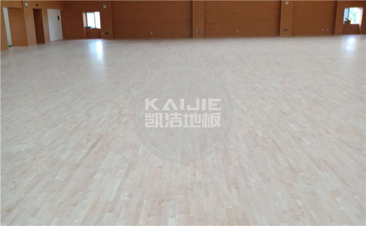 山東濱州中學(xué)體育館運(yùn)動(dòng)木地板圖片