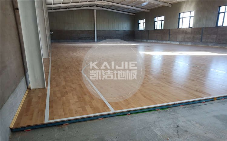北京攀天紅籃球館體育木地板案例