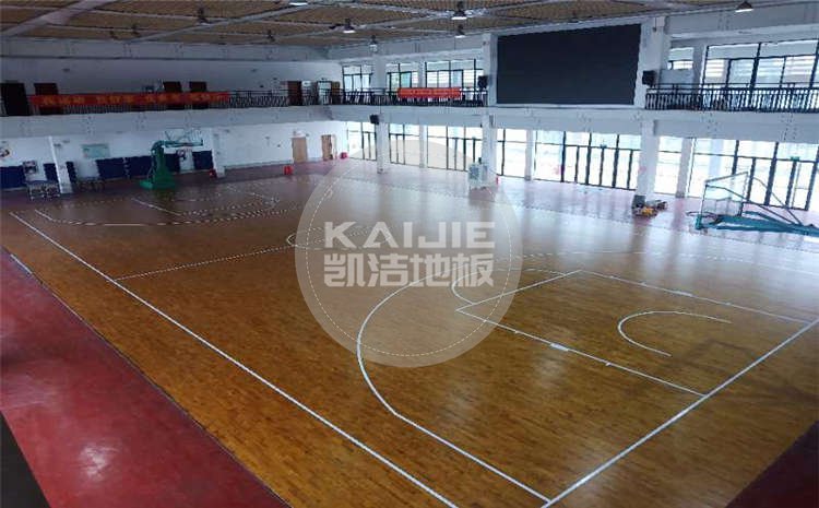 廣西來賓市高級中學籃球館