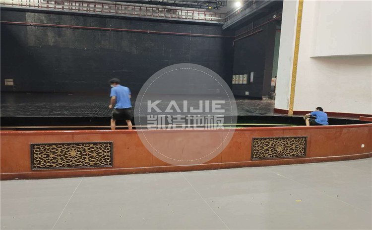 **文化宮舞臺(tái)木地板案例