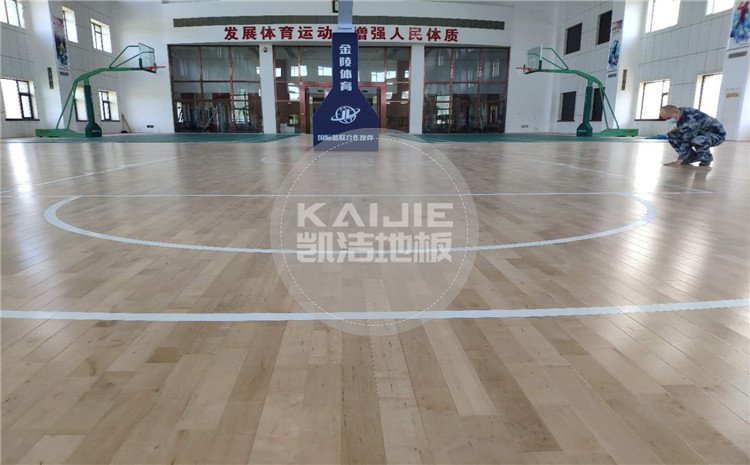 中國(guó)空中交通管制綜合訓(xùn)練場(chǎng)籃球館木地板案例