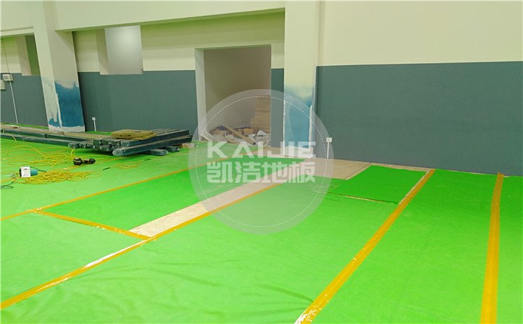 云南昆明五華區(qū)青少年宮籃球館木地板——凱潔體育地板