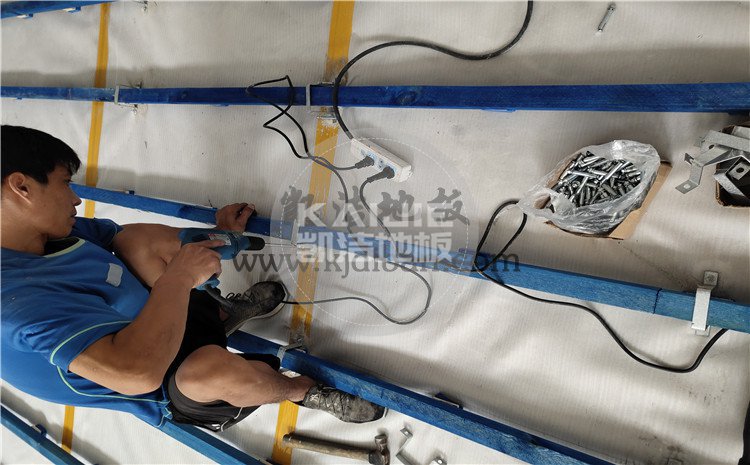 四川綿陽實驗中學體育館木地板項目-凱潔體育木地板廠家