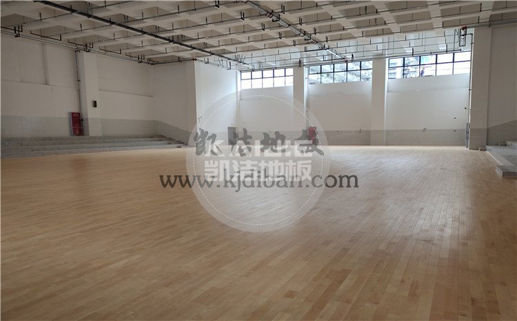 四川綿陽實驗中學體育館木地板項目-凱潔體育木地板廠家