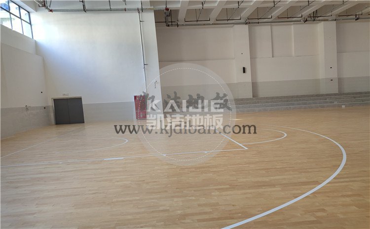 四川綿陽實驗中學體育館木地板項目-凱潔體育木地板廠家