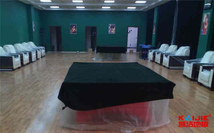 學校籃球館木地板驗收標準是什么