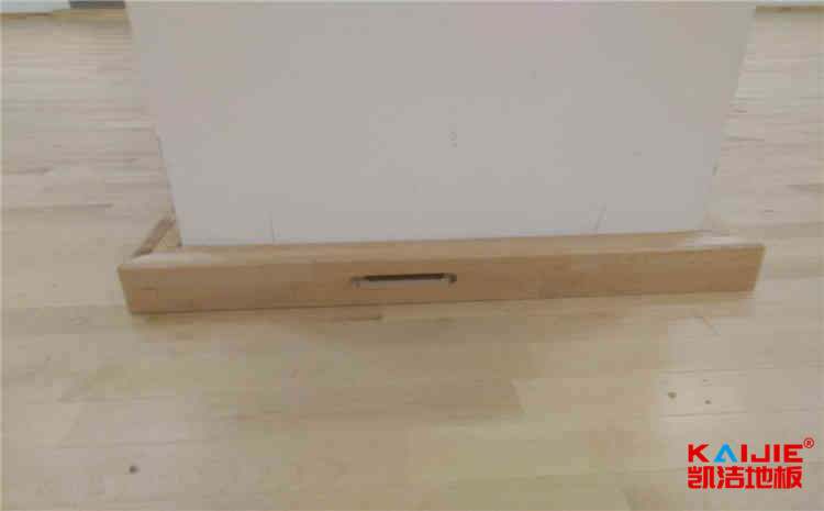 楓木實(shí)木運(yùn)動(dòng)地板圖片及價(jià)格