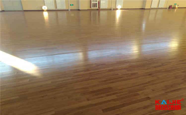 硬木企口籃球場地板厚度