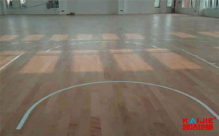 澳門籃球木地板廠家——運(yùn)動木地板價(jià)格