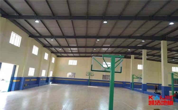 指接板籃球場木地板怎么翻新