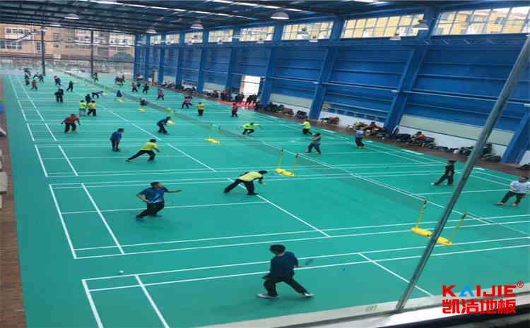 ?？跅髂倔w育地板都有哪些品牌