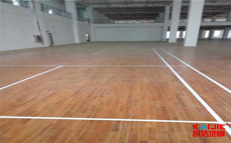羽毛球木地板廠家怎么選擇——羽毛球館木地板