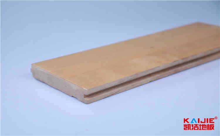 松木舞臺(tái)實(shí)木地板一般多少錢？