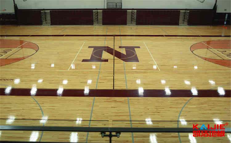 楓樺木籃球場(chǎng)地板怎么安裝