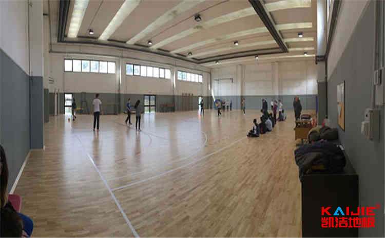 拼接板風(fēng)雨操場地板圖片及價格