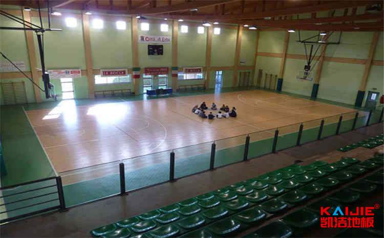 ?？隗w育地板廠家有哪些