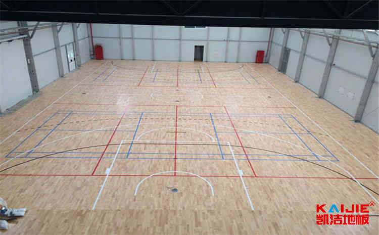 湖北楓樺木體育地板多少錢一平米