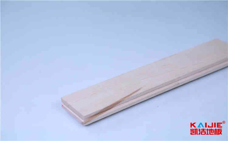 20厚木地板籃球館多少錢一平米？